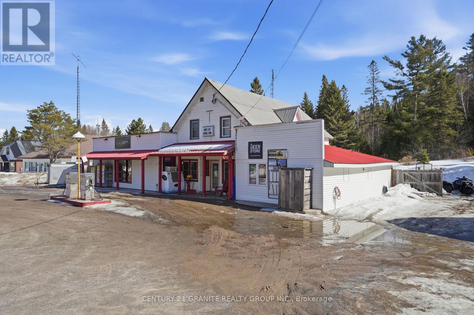 34820 AB Hwy 62 photo 4