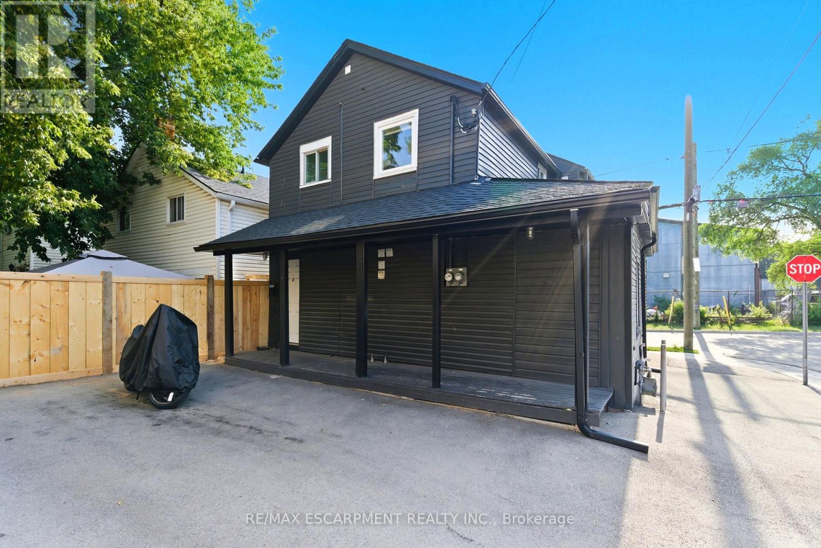 2 WINDSOR Unit 2