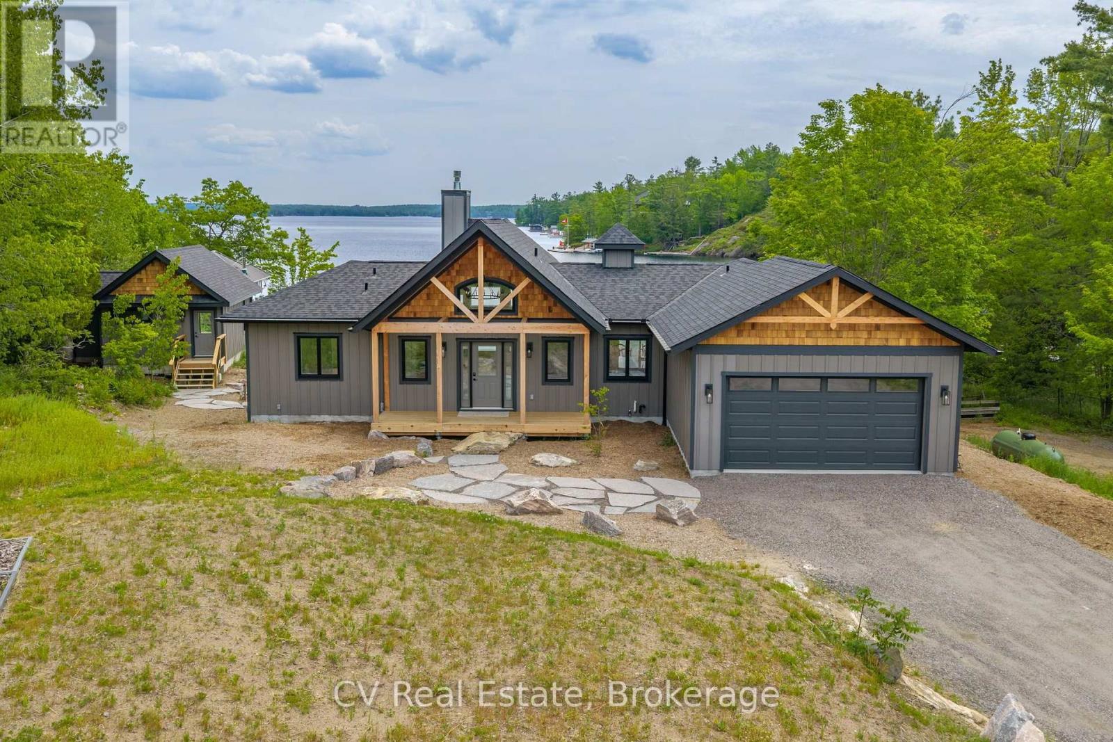1111 Lakeshore photo 4