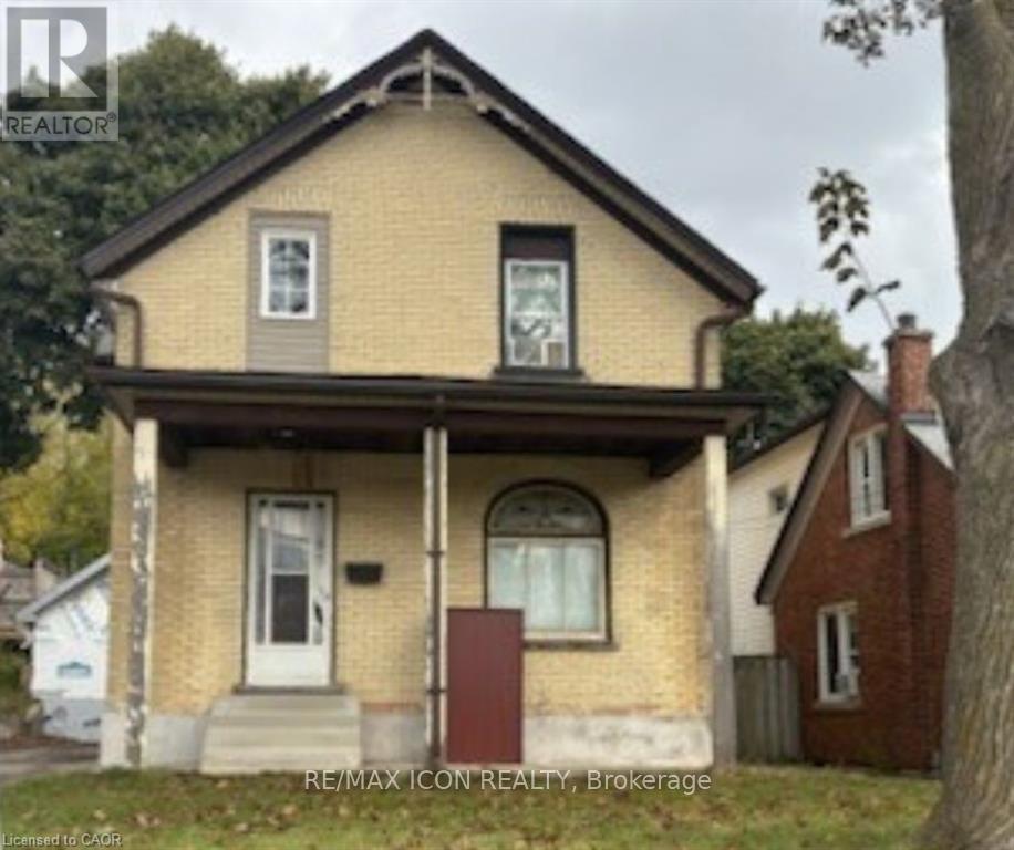 138 COURTLAND