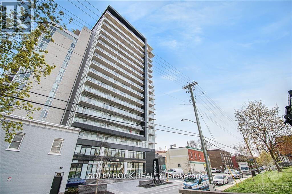 255 Bay Unit 213