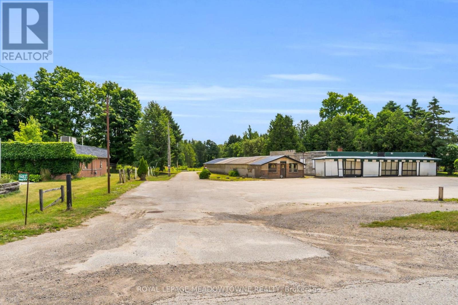 9483 Wellington rd 124