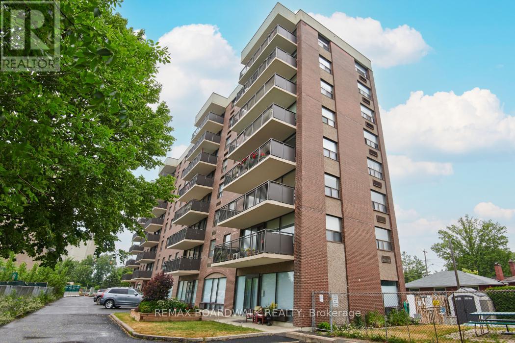 1190 Richmond Unit 502