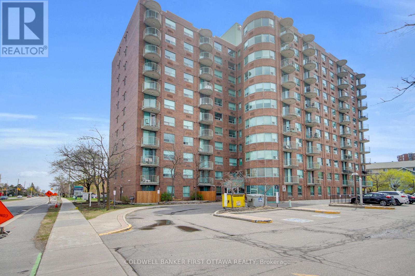 1440 Heron Unit 811