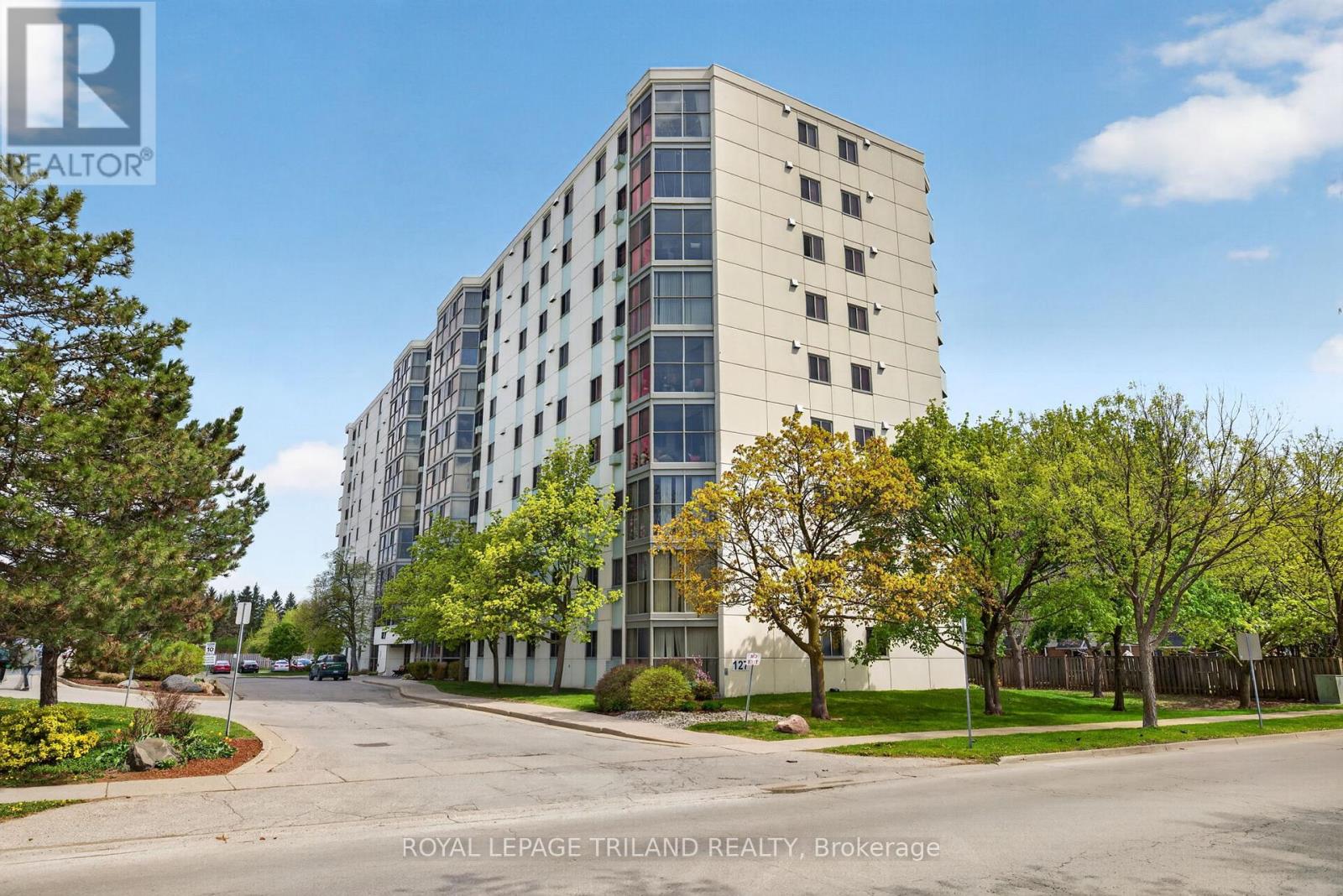 127 Belmont Unit 810