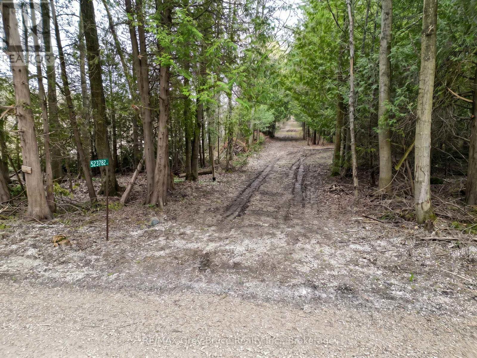 523782 Concession 12