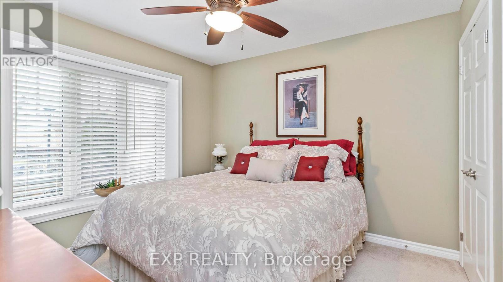 2100 Denview Unit 14 photo 4