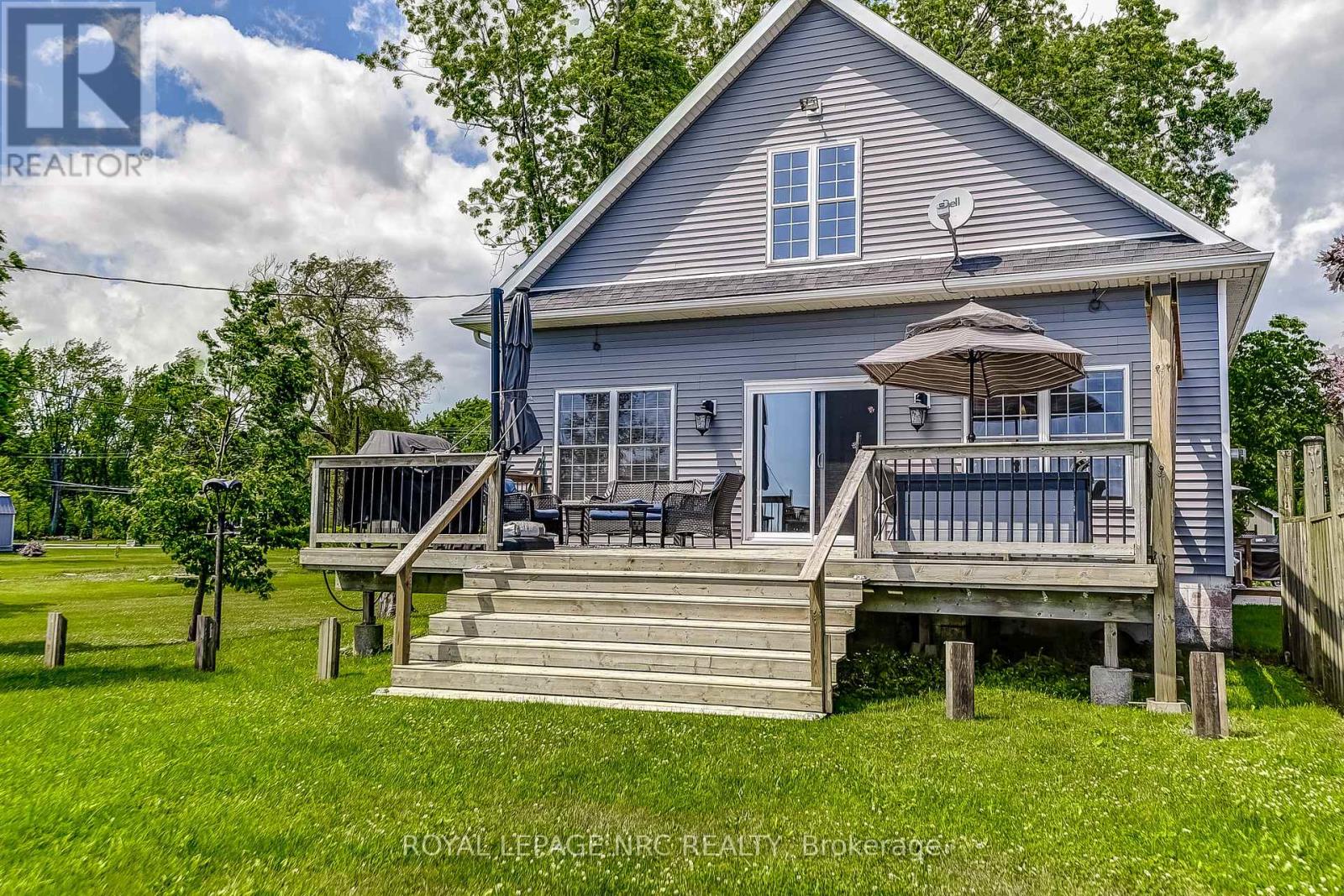 10849 Lakeshore
