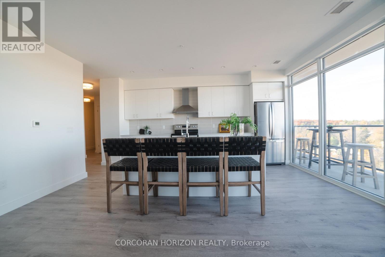 15 Glebe Unit 1701