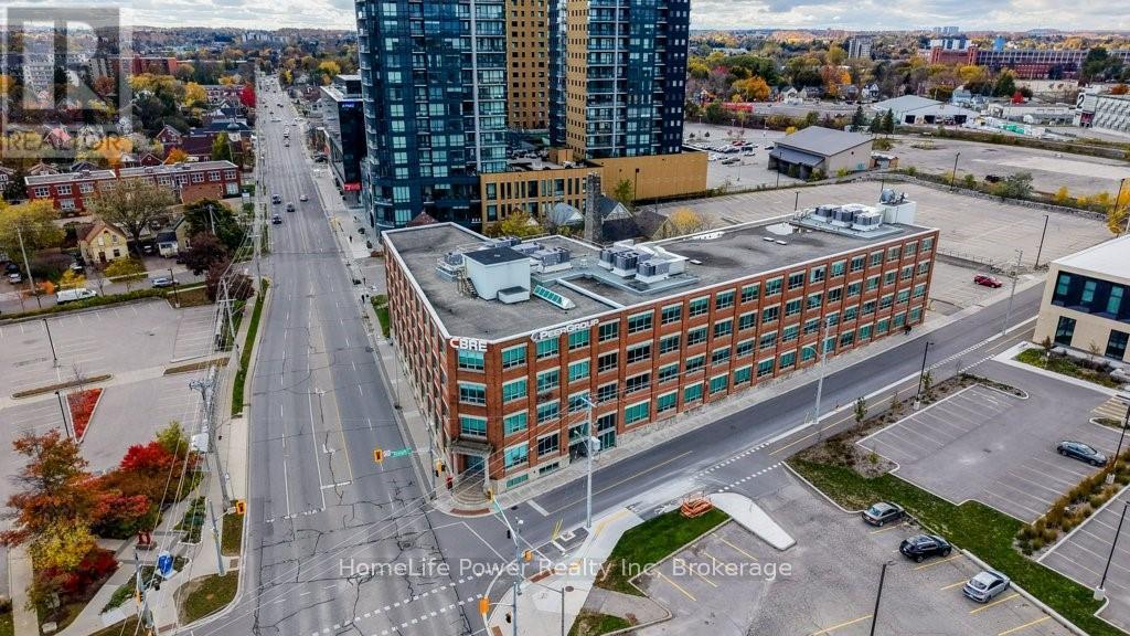 72 Victoria Unit 300