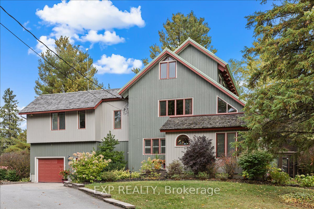 182 Spruce Ridge