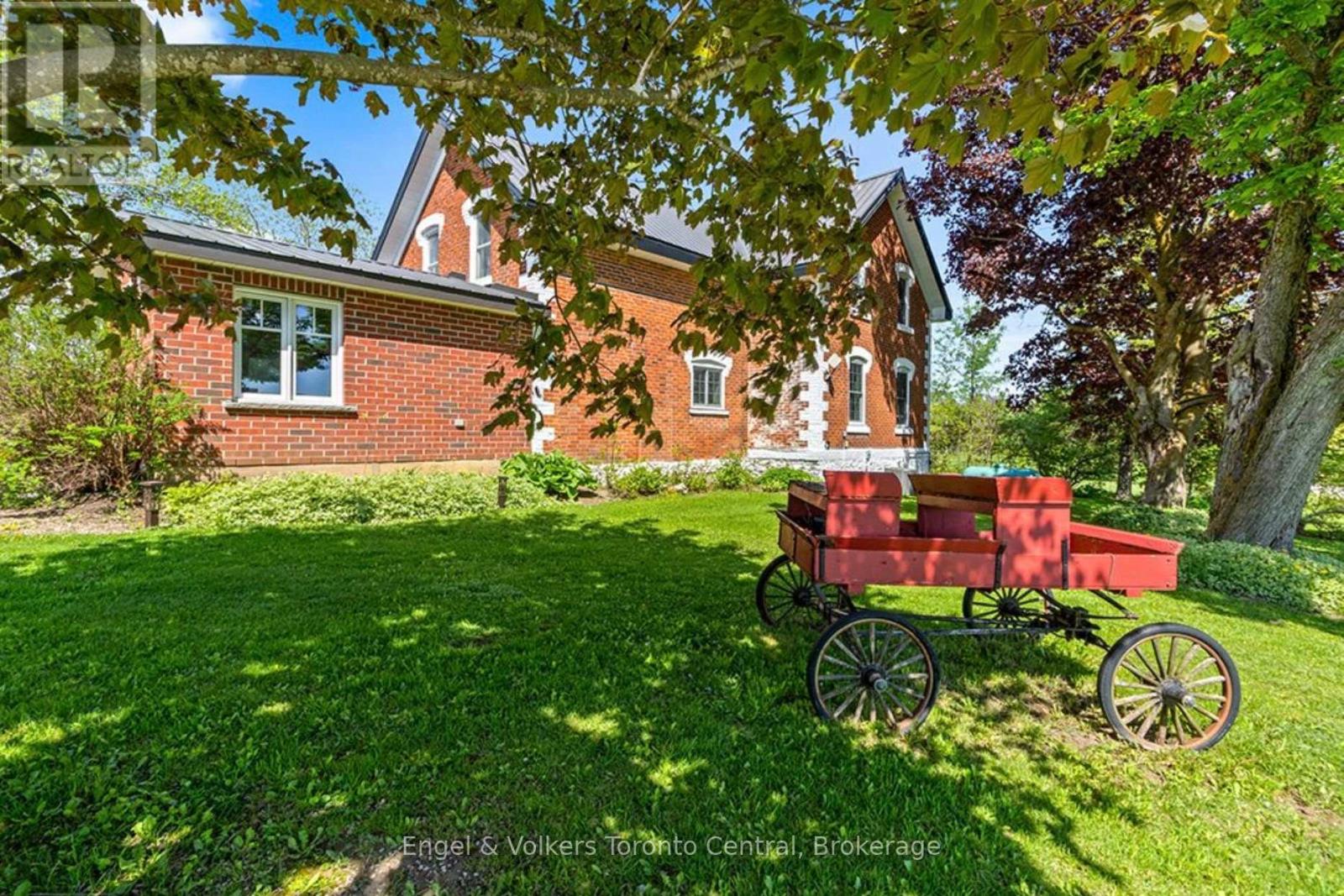268 FOX RIDGE