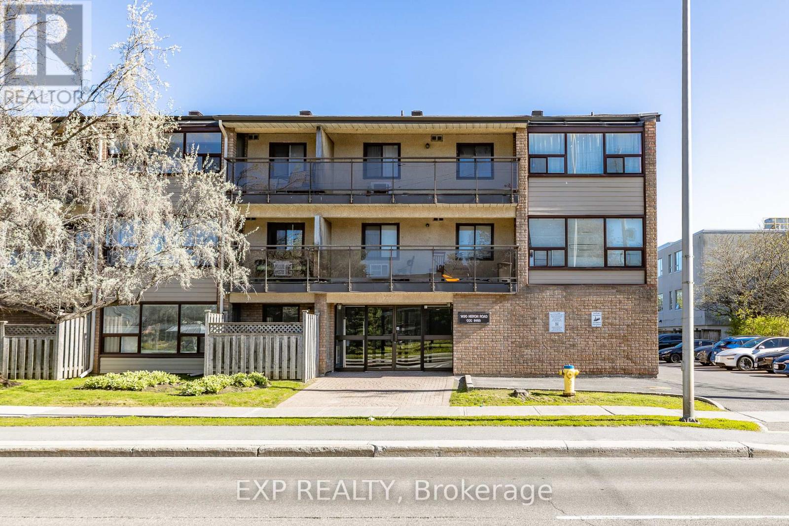 1490 Heron Unit 305
