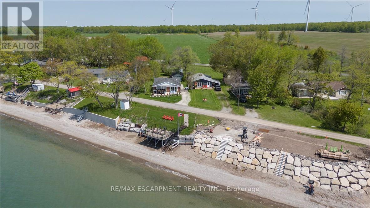 577 Edgewater