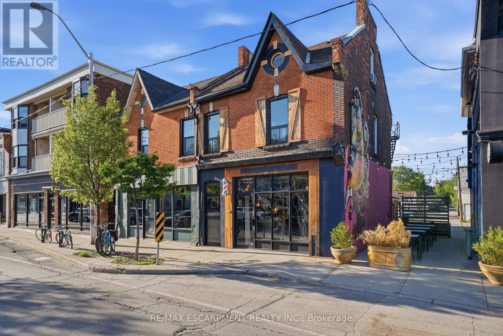 355 BARTON