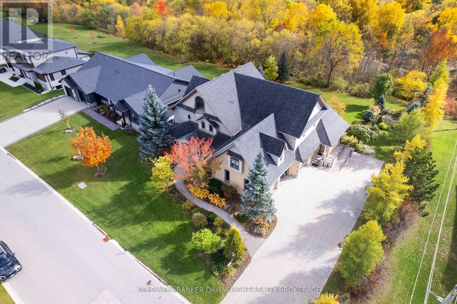 246 Hazelton