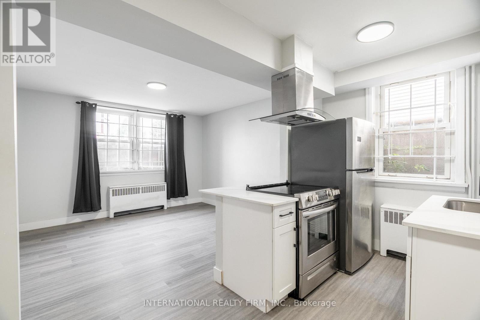 215 Hamilton Unit 2B