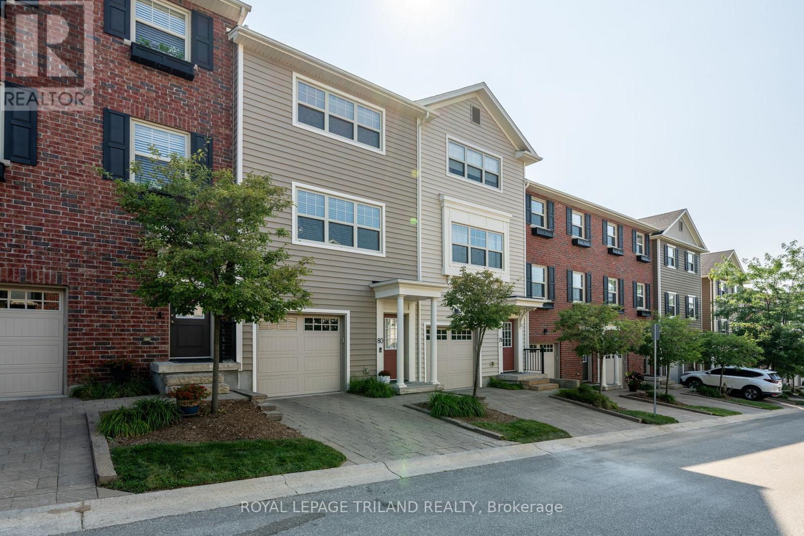 1850 Beaverbrook Unit 80