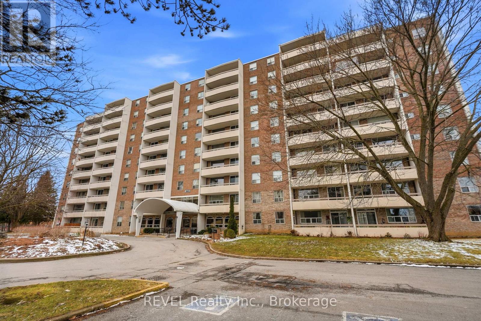 365 Geneva Unit 411