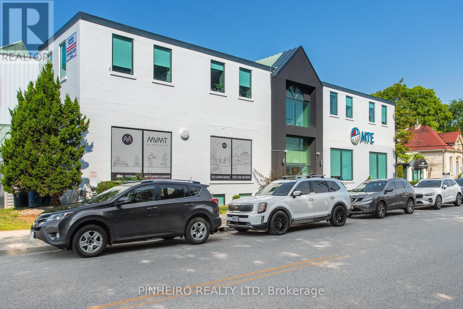 123 St George Unit L20