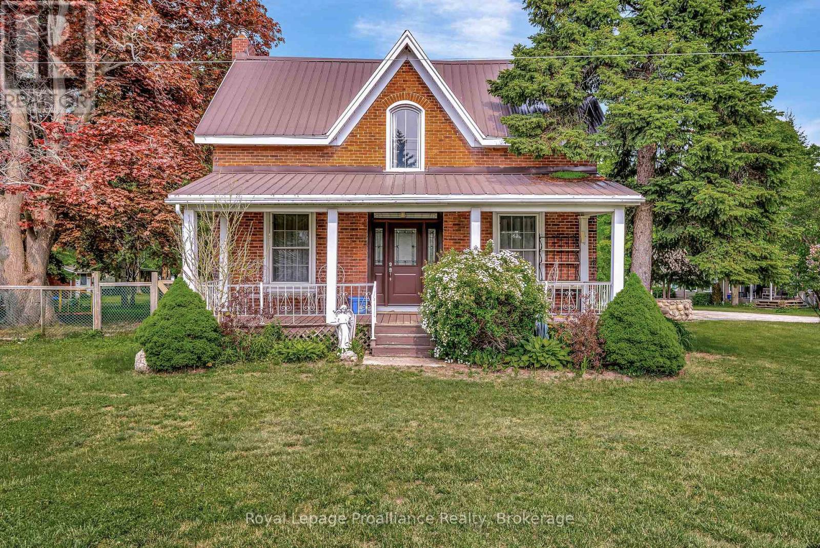 1818 County 12
