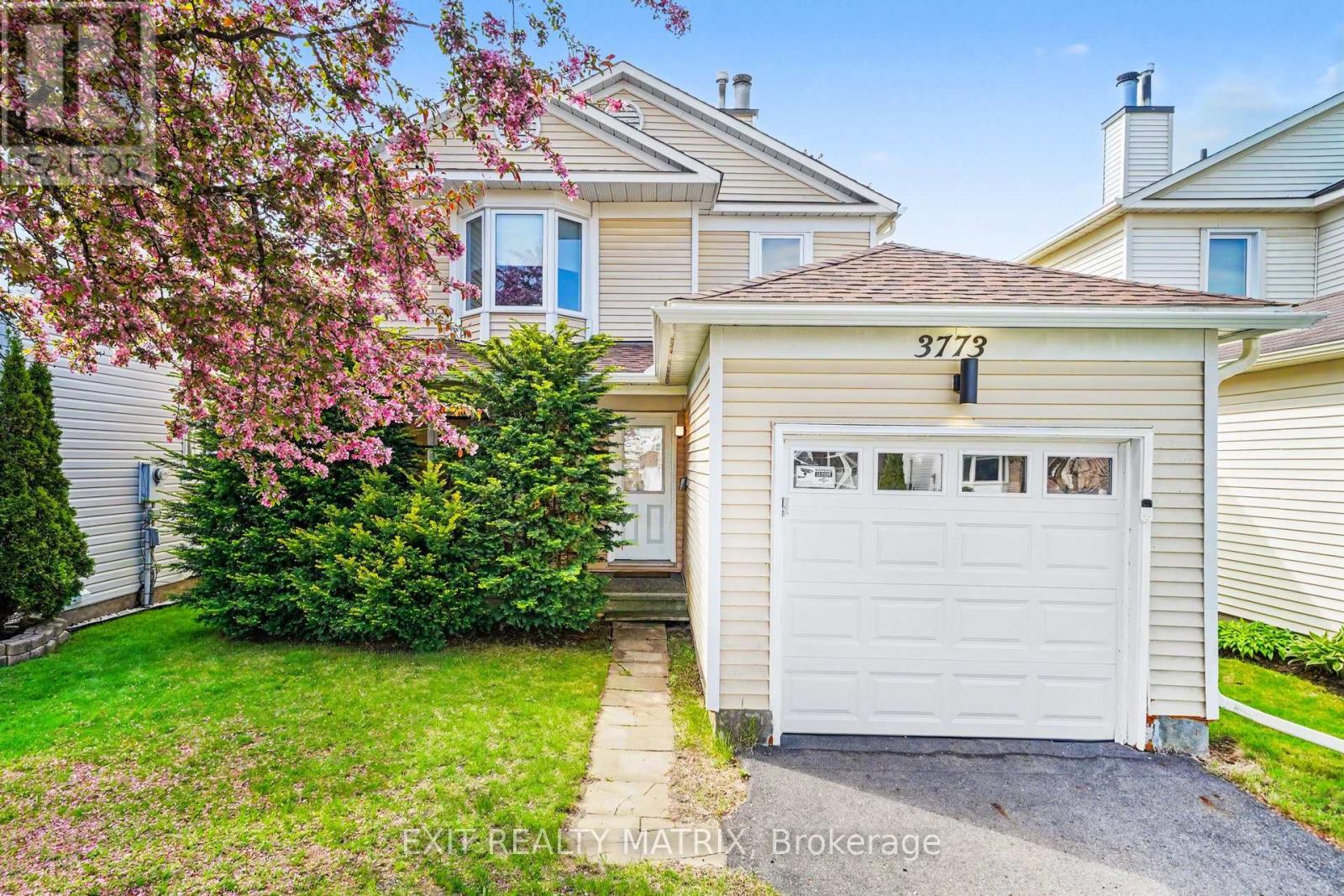 3773 Autumnwood