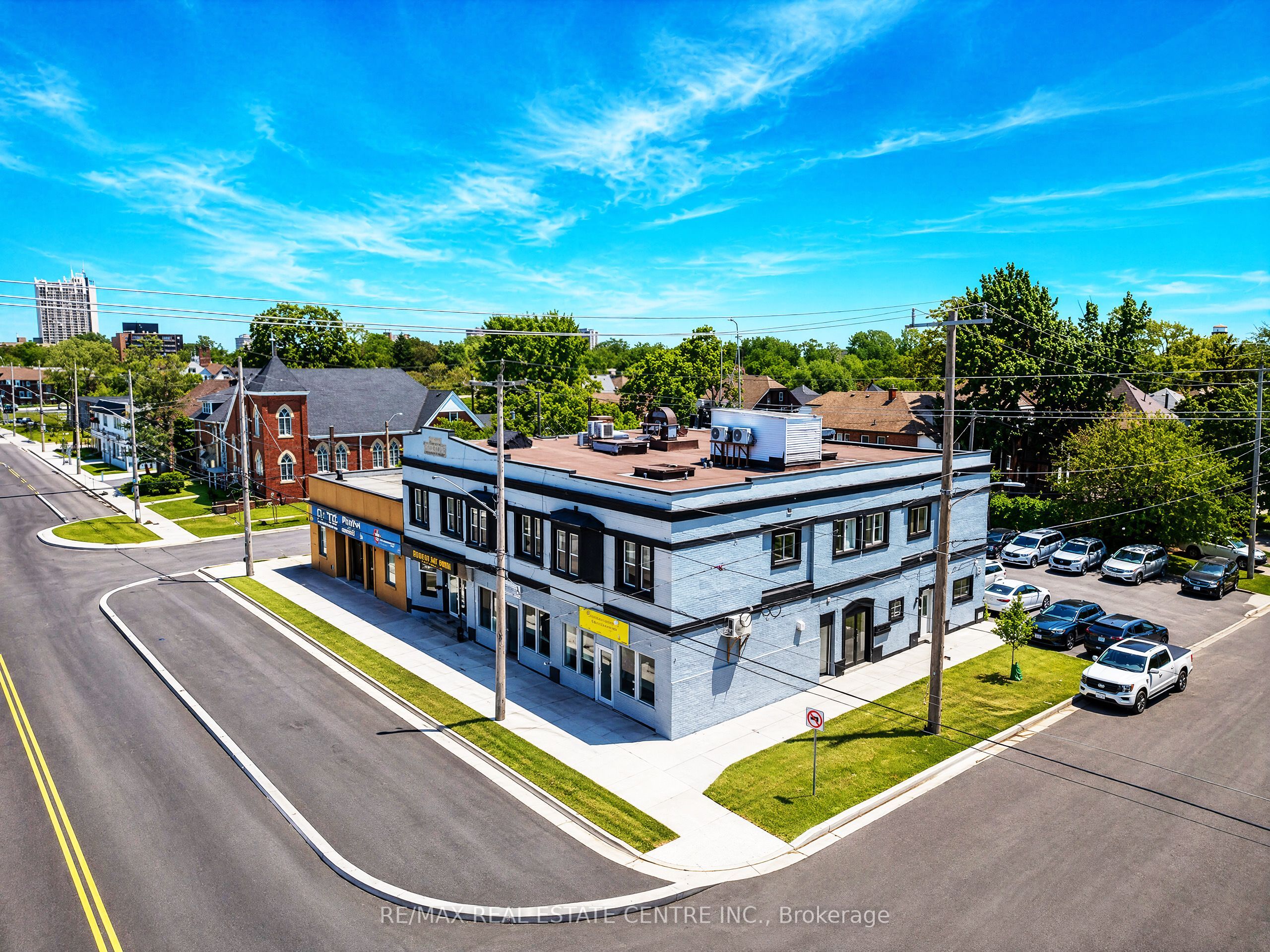 1139-1175 UNIVERSITY AVENUE W, Windsor