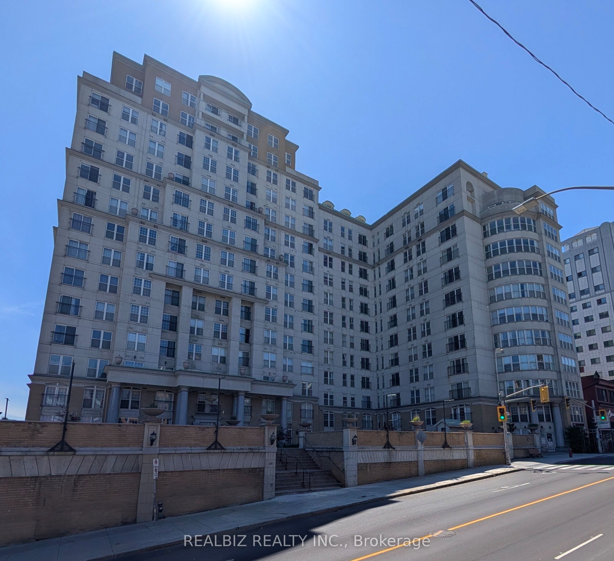 135 James Unit 512