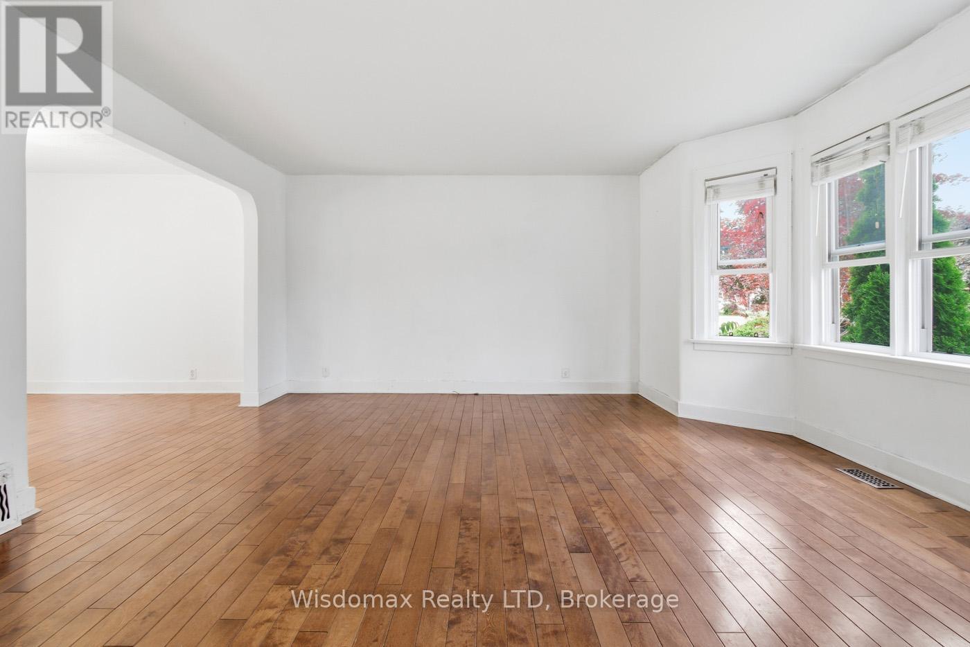 5782 MOULAND photo 5
