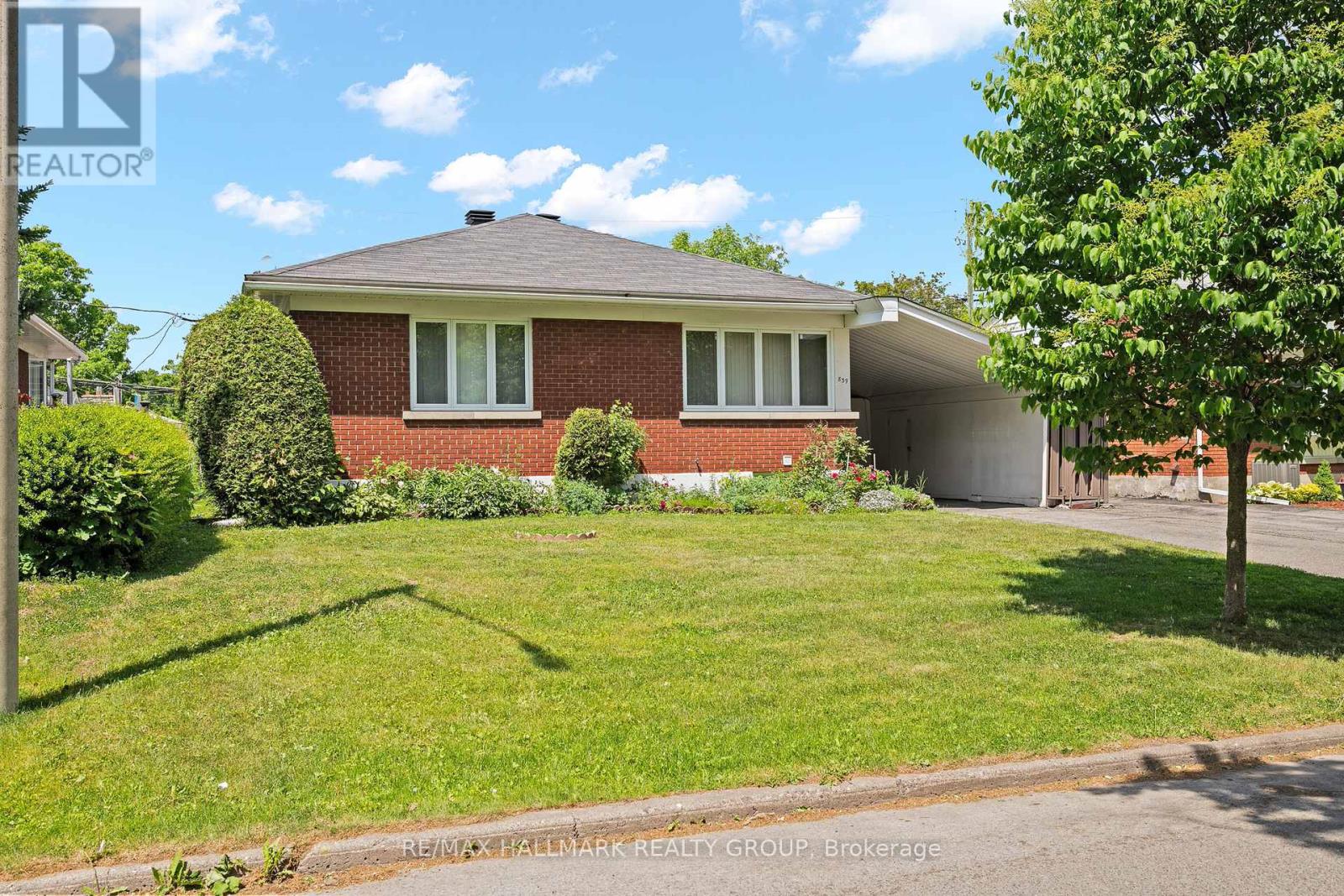 839 WESTON