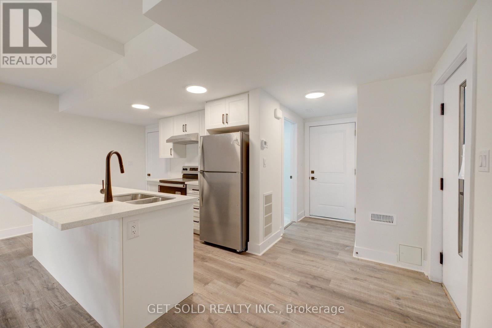 6701 Thorold Stone Unit 3