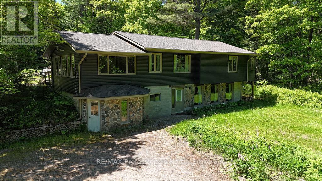 128 Old Muskoka