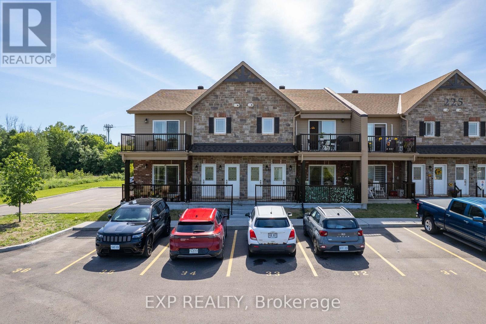 225 SPENCE Unit 203