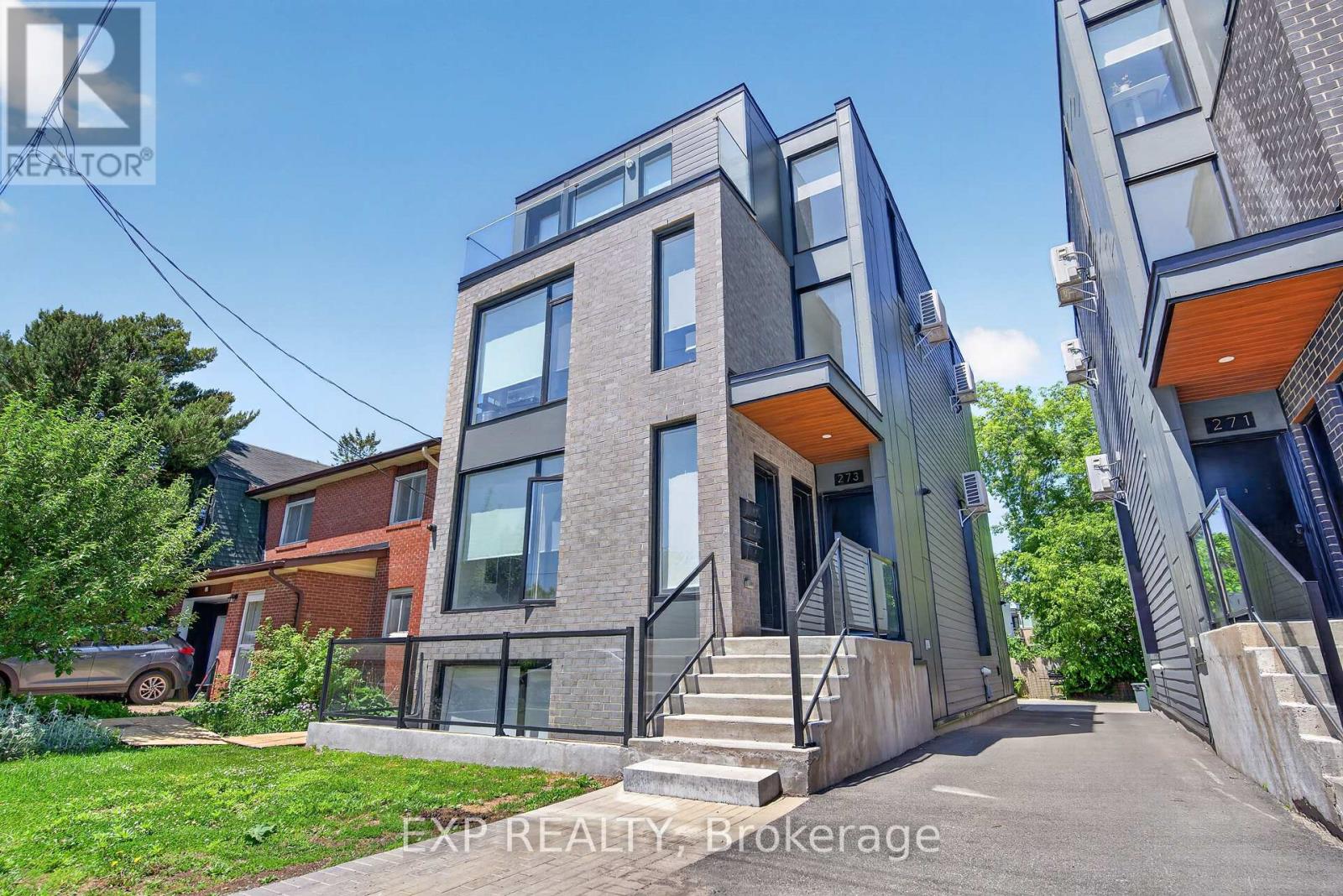 273 DUNCAIRN