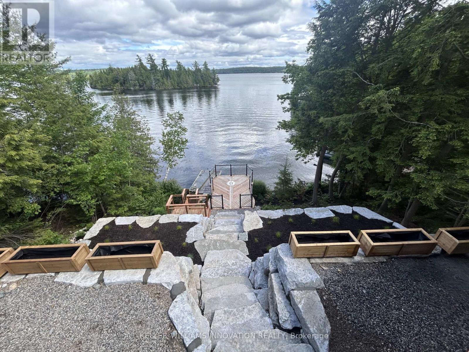 5789 North Kennisis Lake