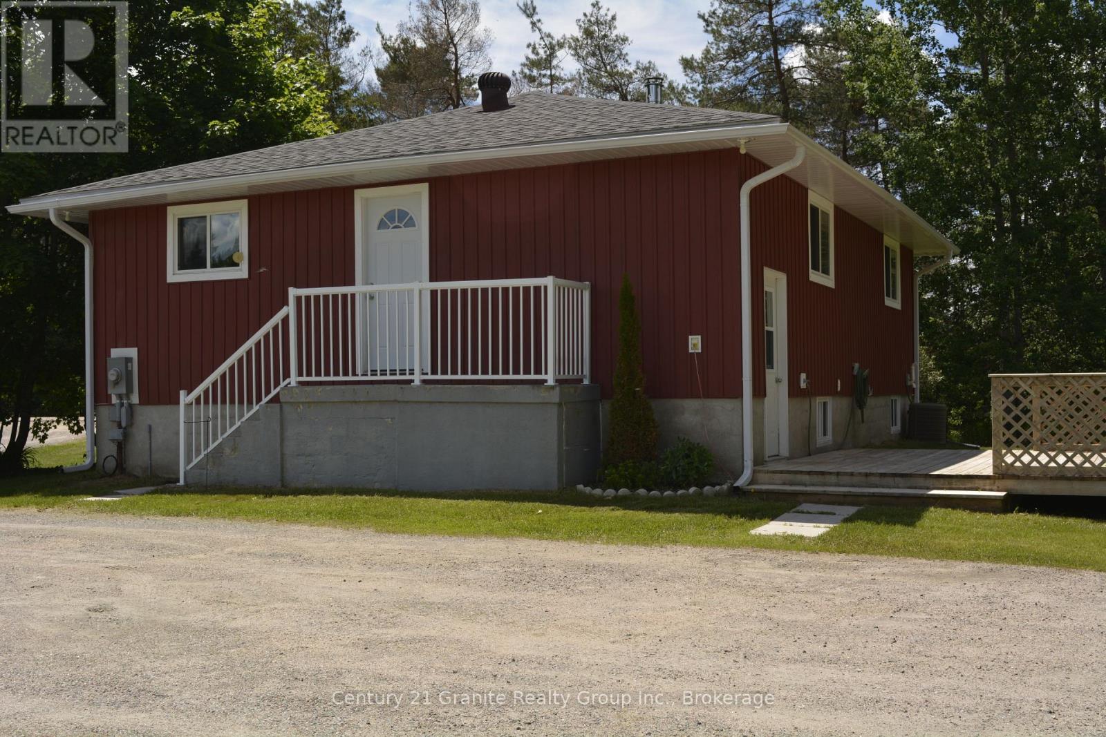 671 Hastings