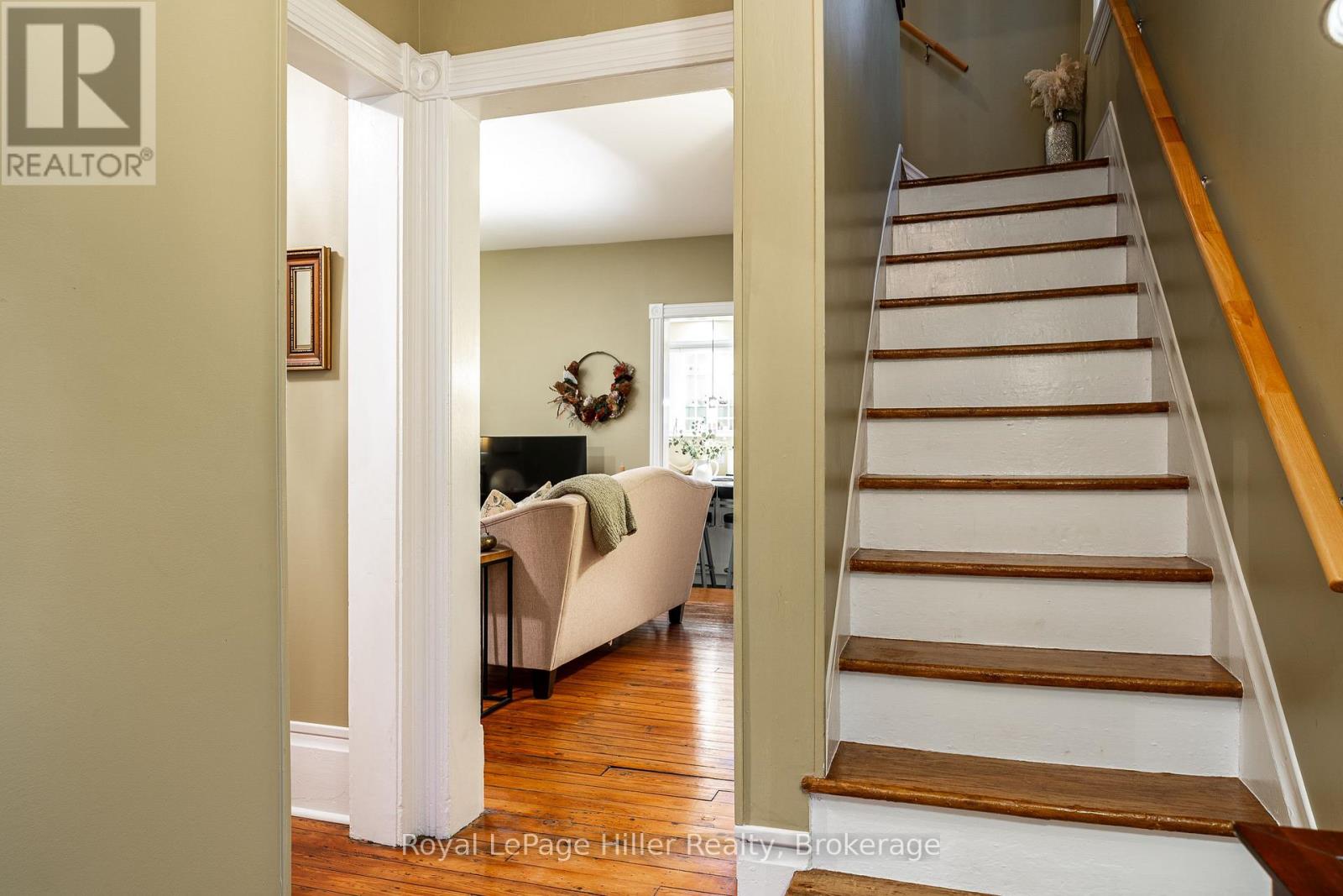 121 Milton photo 4