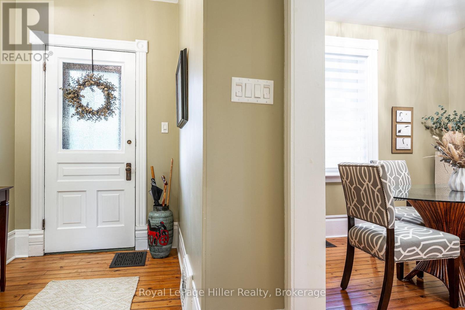 121 Milton photo 5