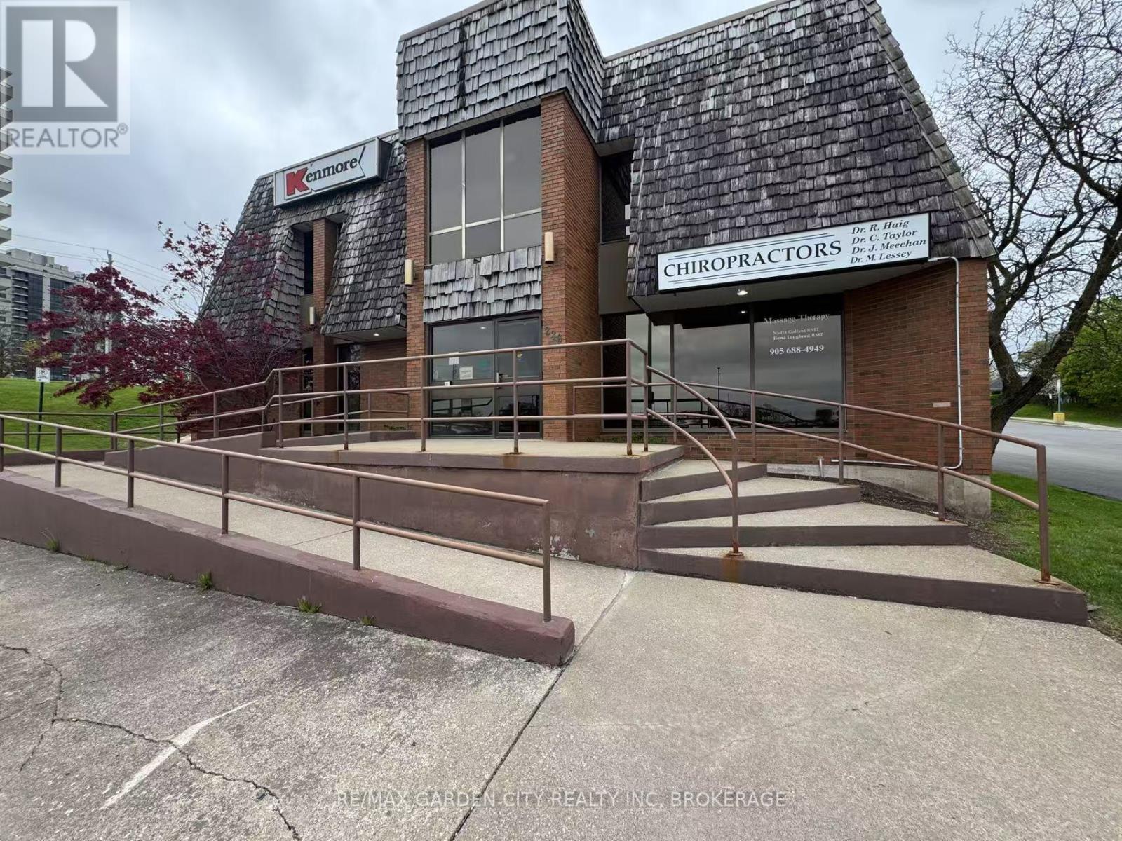 236 Glenridge Unit 2nd floor