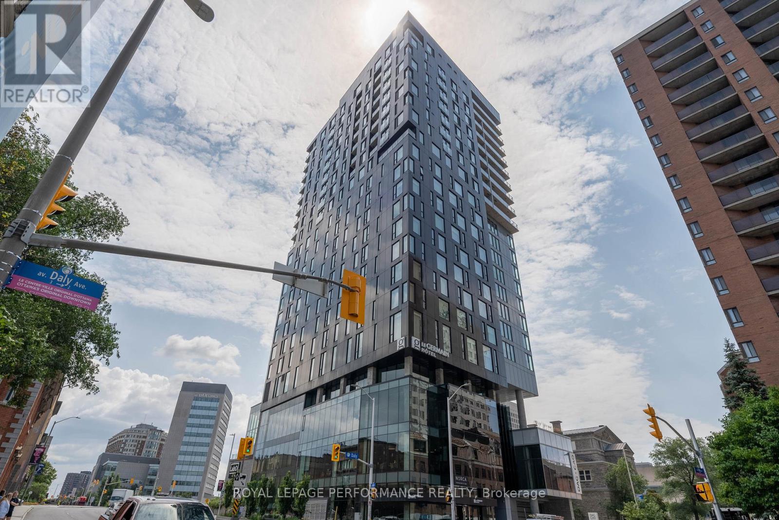 20 Daly Unit 1810