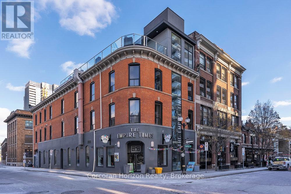 41 KING WILLIAM Unit 300