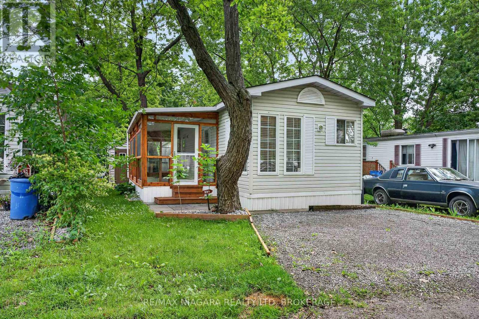 8845 Lundys Unit 234