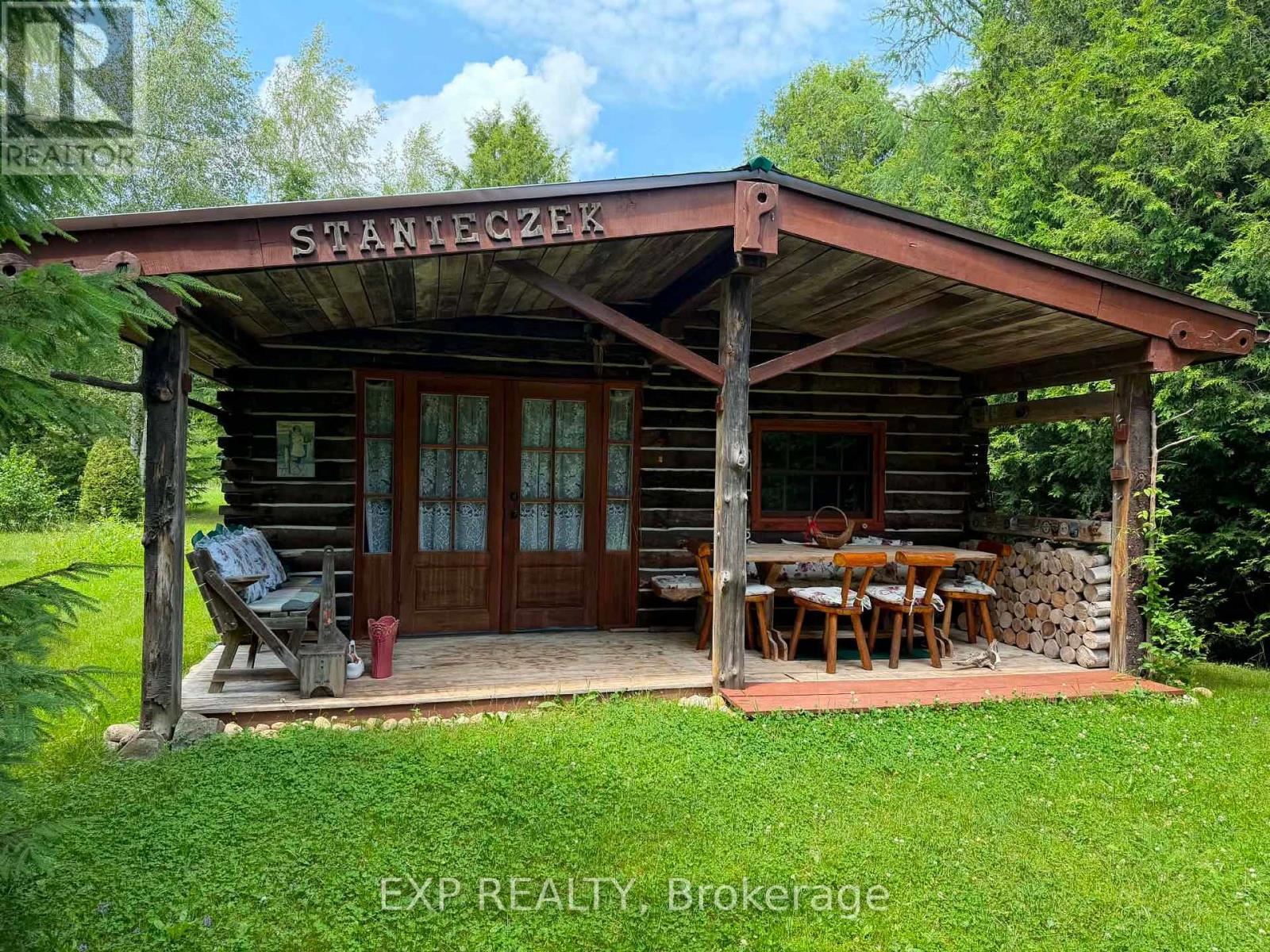 444425 Concession Road 8