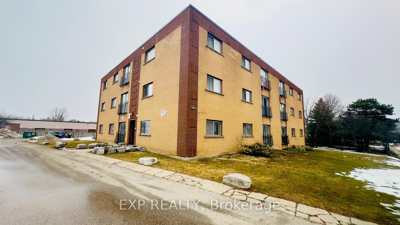 76 Brybeck Unit 202