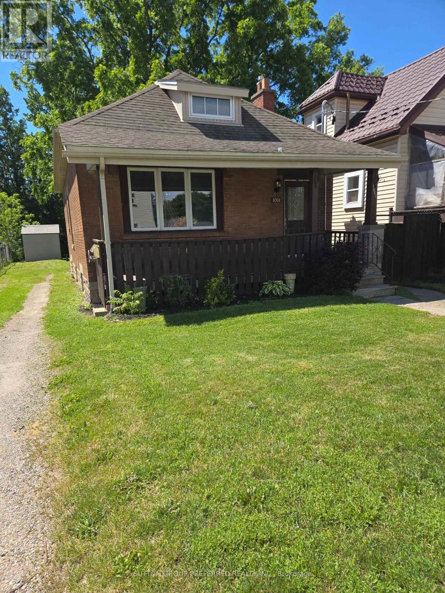 1001 Oxford