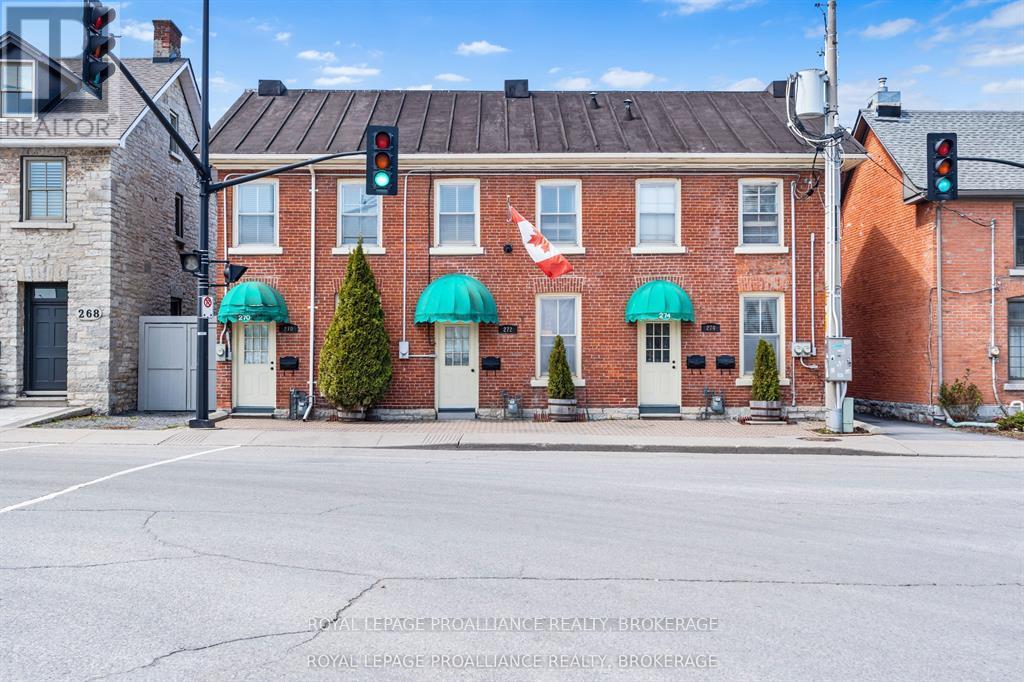 272 Wellington