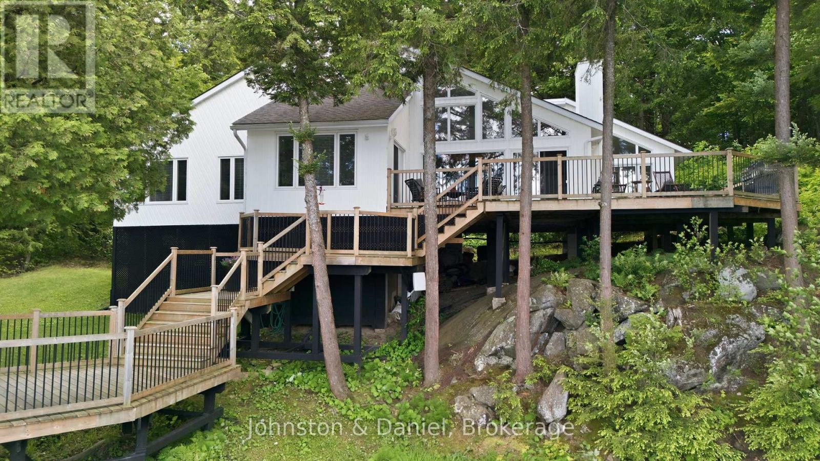 200 Blackstone Lake Water