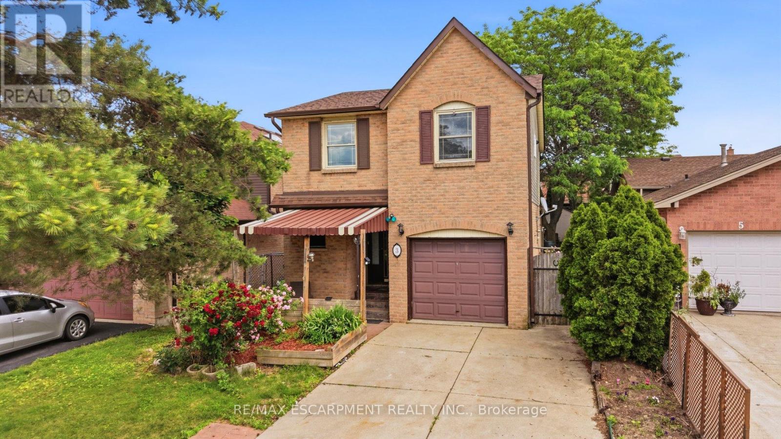 3 Twinoaks