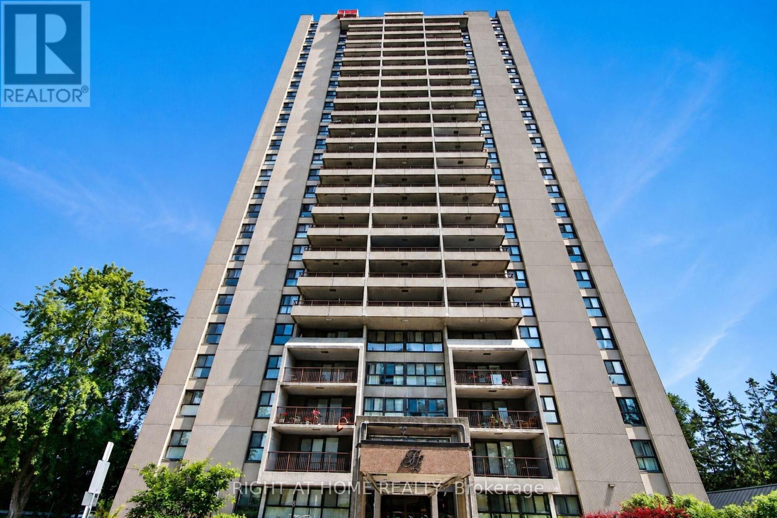 1785 Frobisher Unit 2204