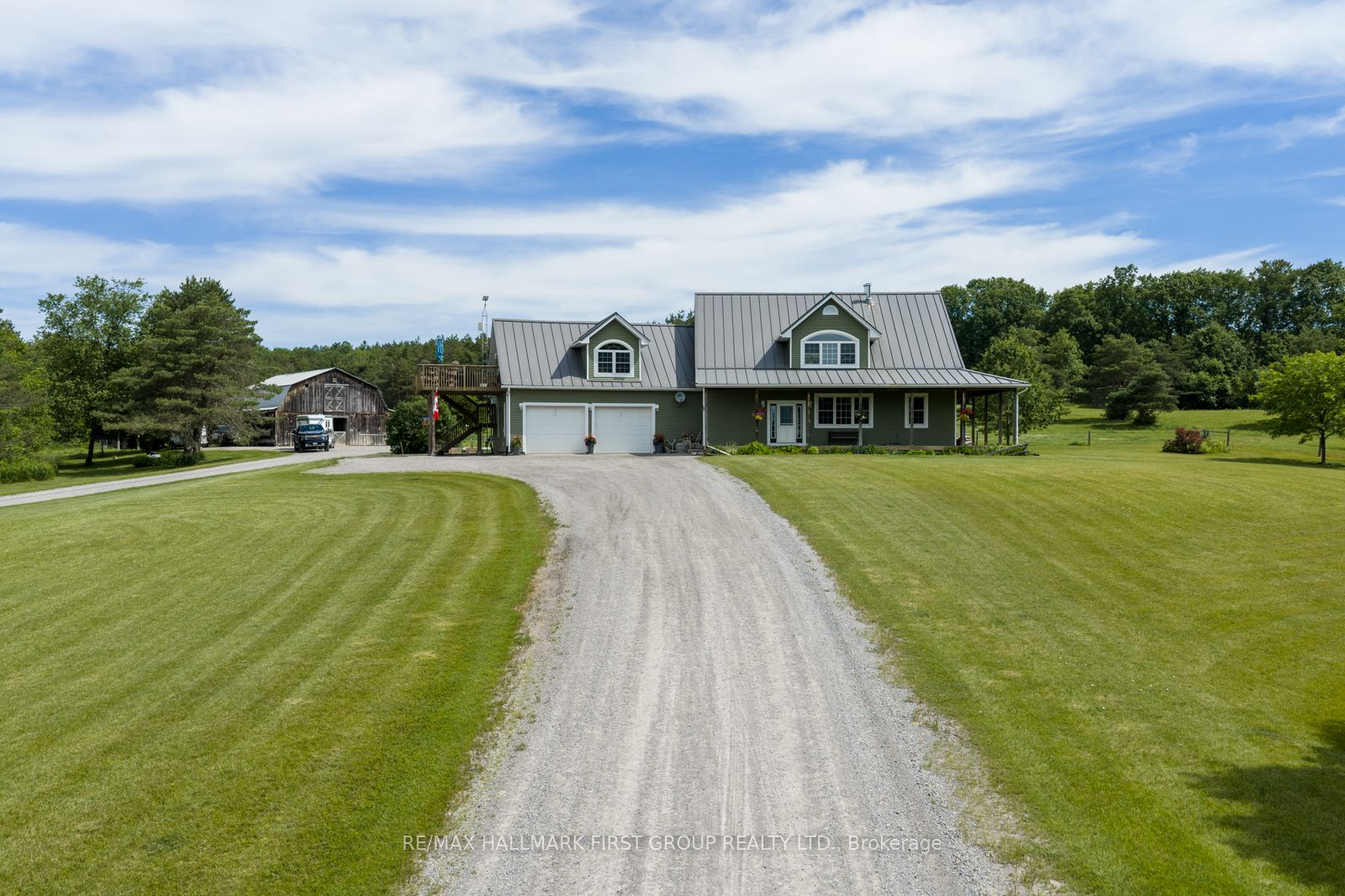 86 OAK HILL photo 2